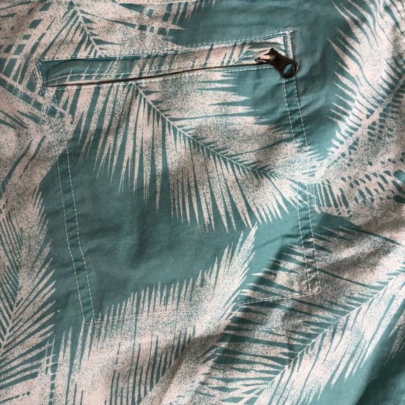American Eagle Extreme Flex Board Shorts Size XL Blue W/ White Palm Leaves J19 - Picture 4 of 5